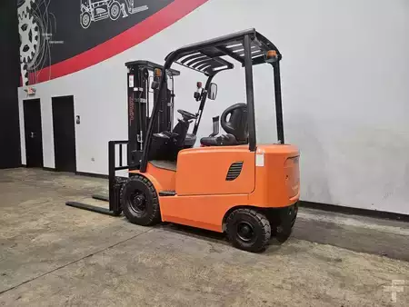 4-Wheel Electric 2023  Viper FB25 (2)