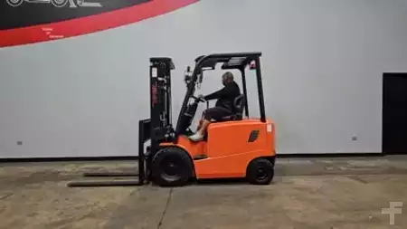 4-Wheel Electric 2023  Viper FB25 (21)