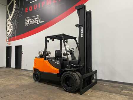 Carretilla elevadora GLP 2015  Doosan G45S-5 (6)