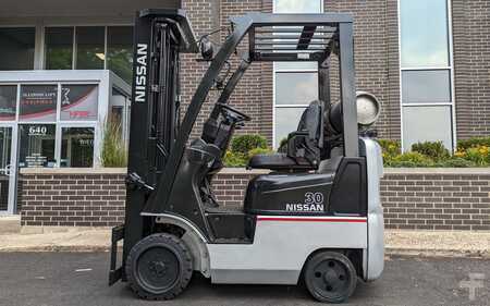 Diesel Forklifts 2004  Nissan MCP1F1A15LV (1)