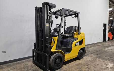 Propane Forklifts 2015  CAT Lift Trucks 2C6000 (6)