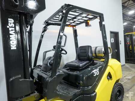 Propane Forklifts 2014  Komatsu FG30HT-16 (9)