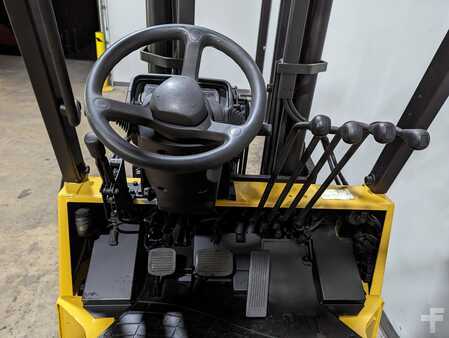 Propane Forklifts 2019  CAT Lift Trucks GC35K (11)