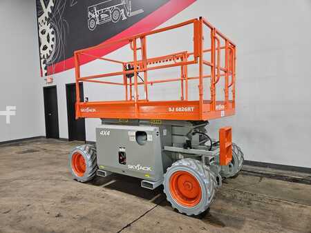 Diesel Forklifts 2016  Skyjack SJ6828RT (3)