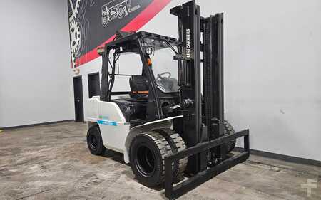 Diesel Forklifts 2016  Unicarriers PFD100 (5)
