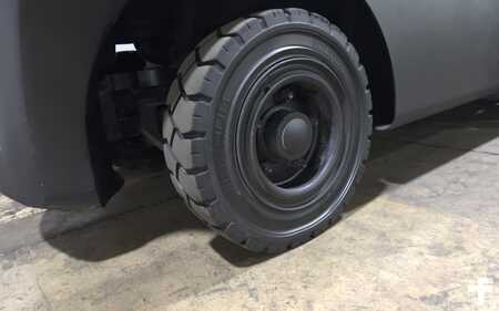 Diesel Forklifts 2013  Hyster H120FT (12)