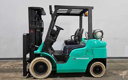 Diesel Forklifts 2016  Mitsubishi FG25N (1)