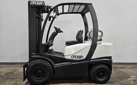 Propane Forklifts 2012  Crown C5 (1)