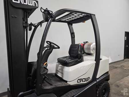 Propane Forklifts 2012  Crown C5 (9)