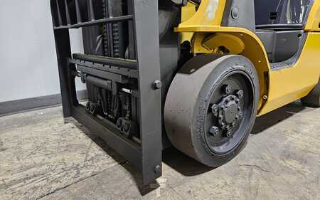 Treibgasstapler 2020  CAT Lift Trucks 2C5000 (10)