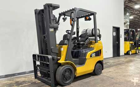 Gázüzemű targoncák 2017  CAT Lift Trucks 2C5000 (5)