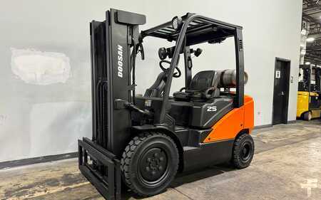 Carretilla elevadora GLP 2017  Doosan G25N-7 (6)