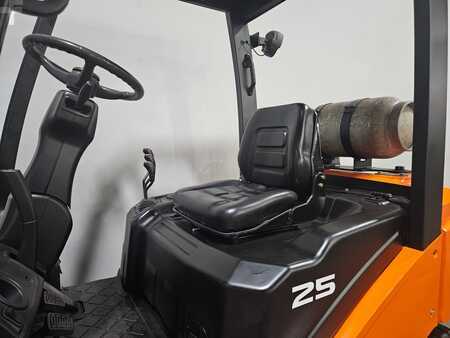 Carretilla elevadora GLP 2017  Doosan G25N-7 (10)