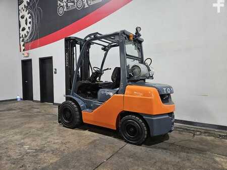 Other 2014  Toyota 8FGU32 (2)