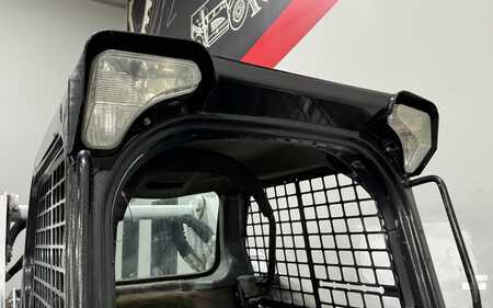 Diesel truck 2019  Bobcat S570 (9)