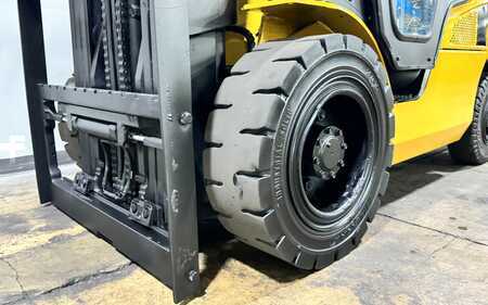 Propane Forklifts - CAT Lift Trucks GP35N (10)