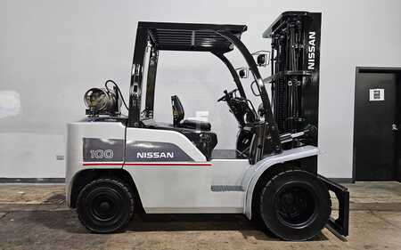 Propane Forklifts 2013  Nissan PF100 (4)