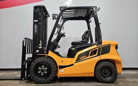 Carretilla elevadora diésel - Viper FD35F (1)