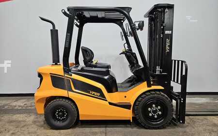 Carretilla elevadora diésel - Viper FD35F (5)