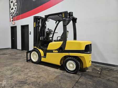 Diesel Forklifts 2017  Yale GDP070VX (2)