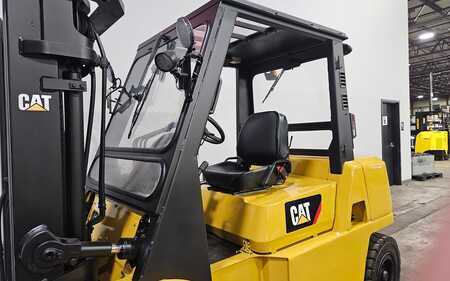 CAT Lift Trucks DP40K