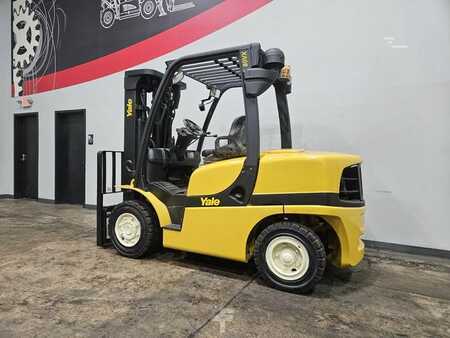 Diesel Forklifts 2017  Yale GDP080VX (2)