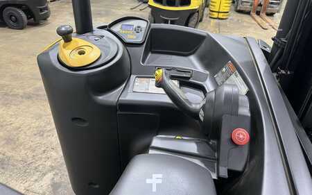 Reach Trucks 2018  Yale NR045EB (12)