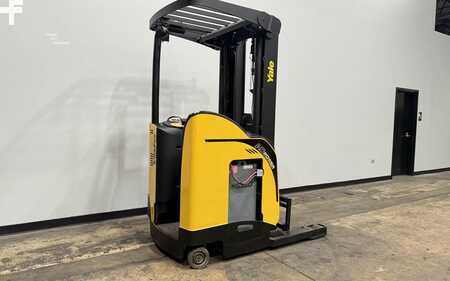 Reach Trucks 2018  Yale NR045EB (4)