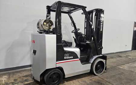 Propane Forklifts 2009  Nissan CF80 (3)