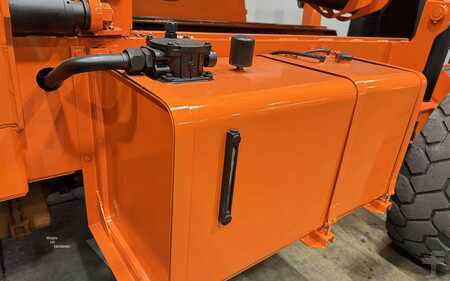 Telehandler Fixed 2013  Lull 1044C-54 (14)