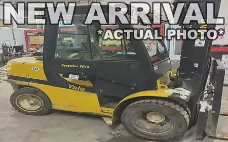 Diesel Forklifts 2014  Yale GLP090VX (1)
