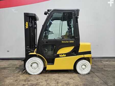 Diesel Forklifts 2017  Yale GDP050VX (1)