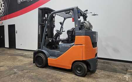 Carretilla elevadora GLP 2016  Toyota 8FGC35U-BCS (2)