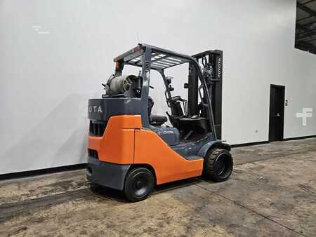 Carretilla elevadora GLP 2016  Toyota 8FGC45U-BCS (3)