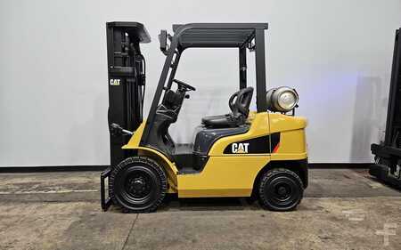 Propane Forklifts 2014  CAT Lift Trucks 2P5000 (1)