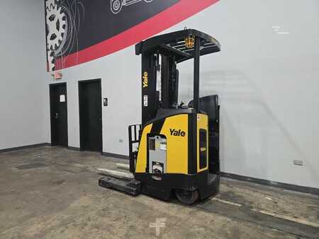Carretilla retráctil 2022  Yale NR035DC (2)