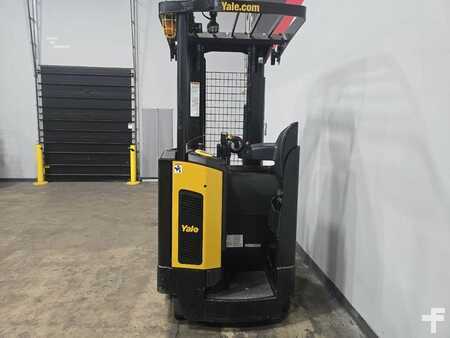 Carretilla retráctil 2022  Yale NR035DC (3)