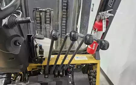 Propane Forklifts 2021  CAT Lift Trucks GC55K (15)