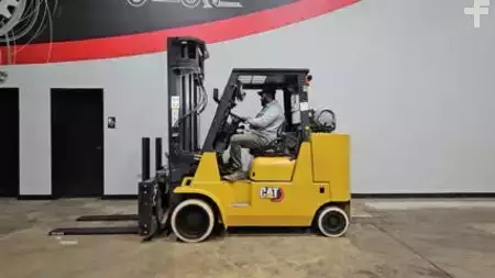 Propane Forklifts 2021  CAT Lift Trucks GC55K (23)