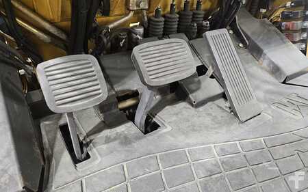 Propane Forklifts 2021  CAT Lift Trucks GC55K (16)