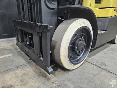 Propane Forklifts 2017  Hyster S40FT (10)