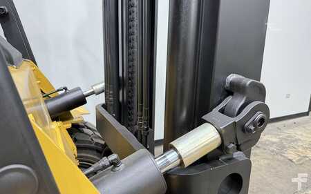 Miscelaneo 2017  CAT Lift Trucks DP50CN1 (19)