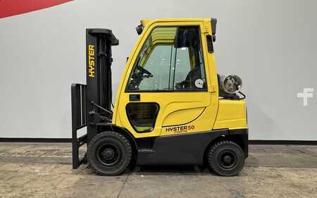 Propane Forklifts 2013  Hyster H50FT (1)