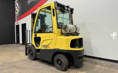 Propane Forklifts 2013  Hyster H50FT (2)