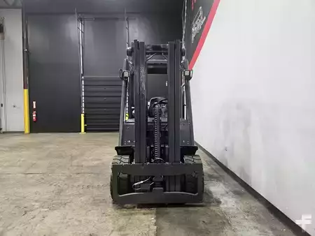 Montacargas GLP 2016  Linde H30T (7)
