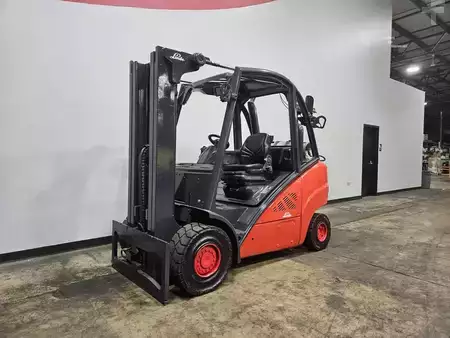 Montacargas GLP 2016  Linde H30T (8)