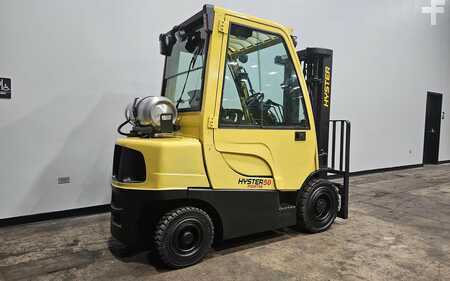Propane Forklifts 2013  Hyster H50FT (2)