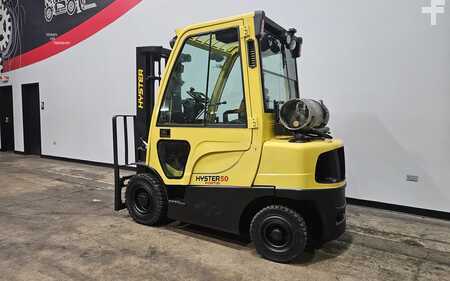 Propane Forklifts 2013  Hyster H50FT (2)