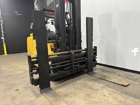 Miscelaneo 2018  CAT Lift Trucks GC70K (9)