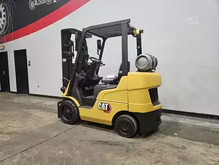 Propane Forklifts 2020  CAT Lift Trucks 2C5000 (2)